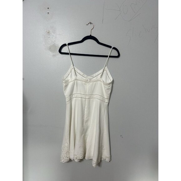 Lovers + Friends Daphne Mini Dress in Ivory with Lace Applique Size M - Picture 4 of 7